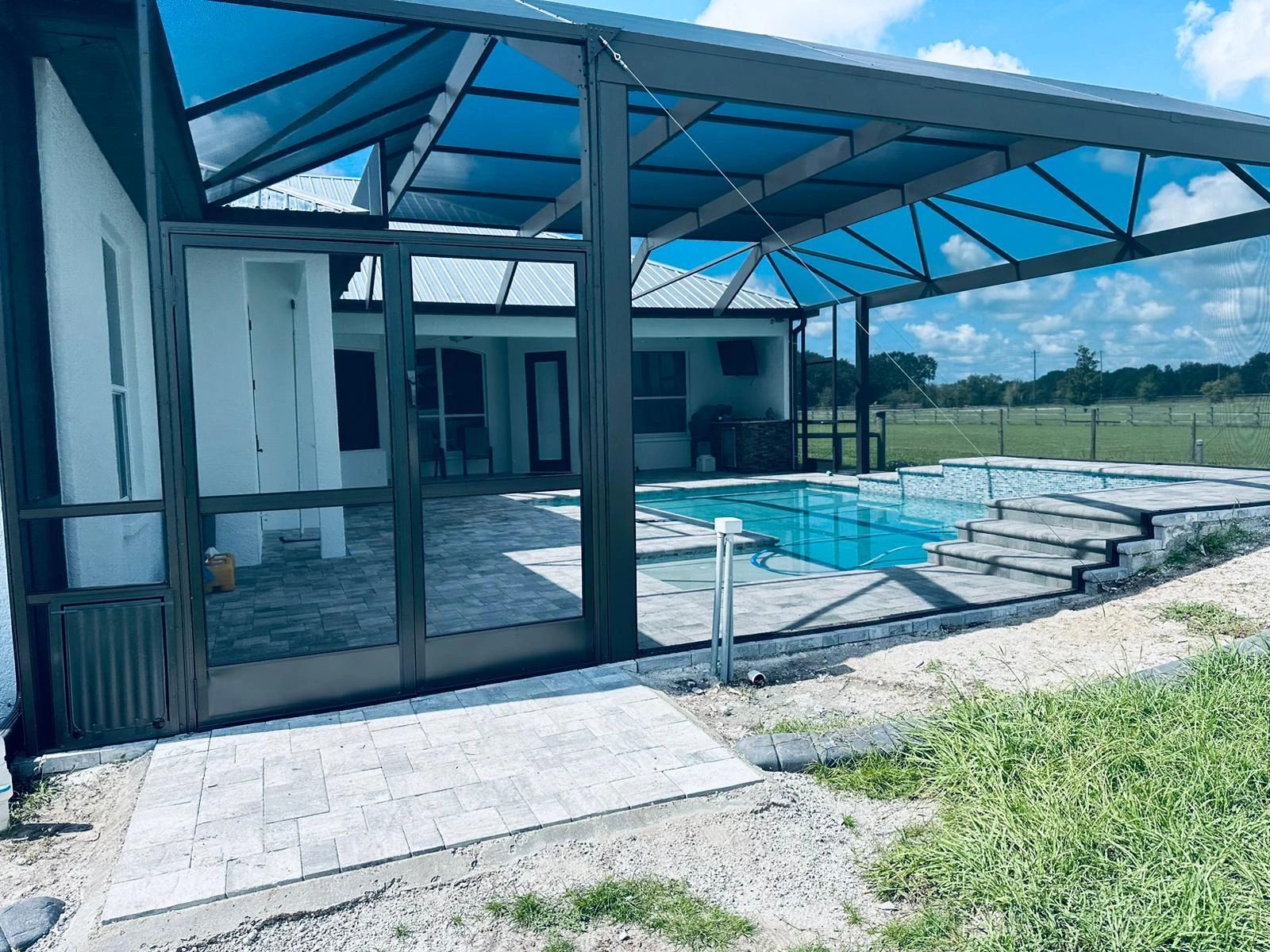 Pool Enclosure Painting